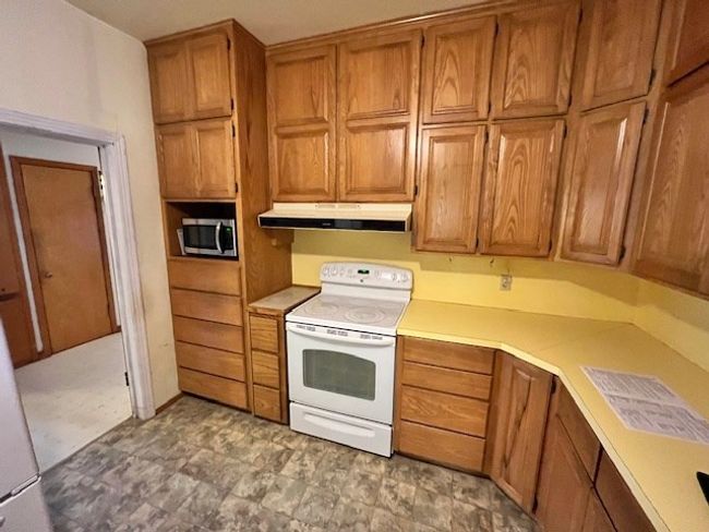 2711 Avenue V, House other with 3 bedrooms, 2 bathrooms and 3 parking in Snyder TX | Image 17