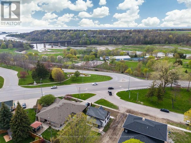 82 Gloucester Terr, House other with 2 bedrooms, 2 bathrooms and 4 parking in Goderich ON | Image 36