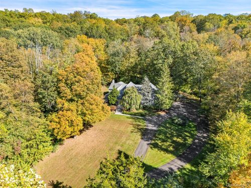 61 Mill River Rd, South Salem, NY, 10590-2003 | Card Image