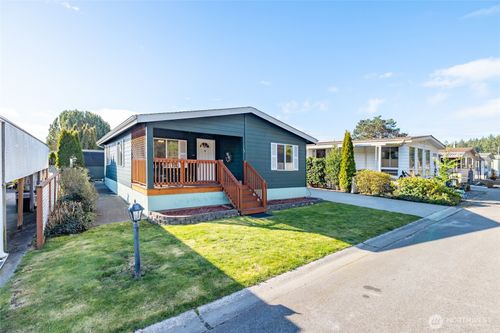 spc-73-225 Ne Ernst St, Oak Harbor, WA, 98277-2504 | Card Image