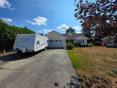 6038 187 St, Surrey, BC, V3S7P3 | Card Image