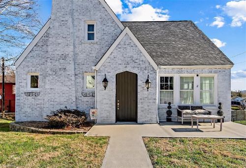 1208 Trogdon St, North Wilkesboro, NC, 28659-3635 | Card Image