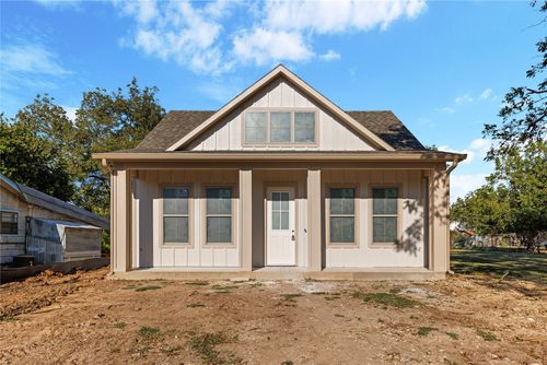 529 N 10th St, Waco, TX, 76701-1216 | Card Image