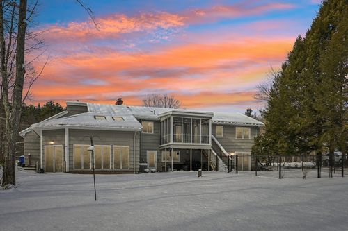 247 W Acton Rd, Stow, MA, 01775-1166 | Card Image