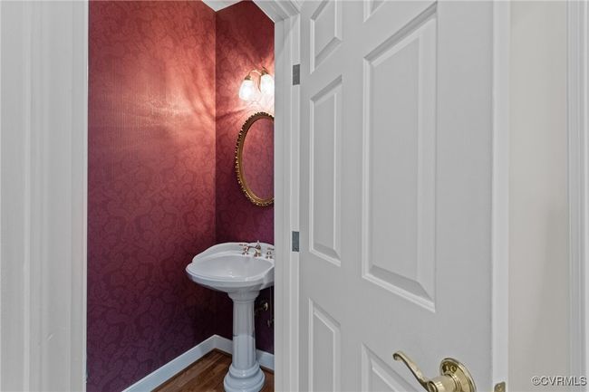 Powder Room | Image 12
