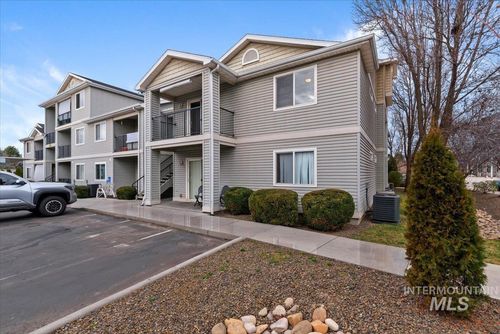 204-3323 N Lakeharbor Ln, Boise, ID, 83703-0138 | Card Image