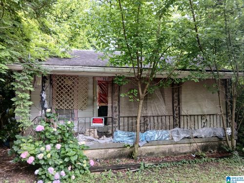 730 Bell St, Bessemer, AL, 35020-7105 | Card Image
