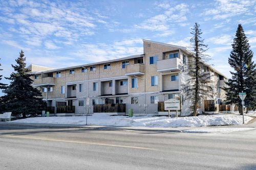 123-9740 82 Ave, Grande Prairie, AB, T8V5W4 | Card Image