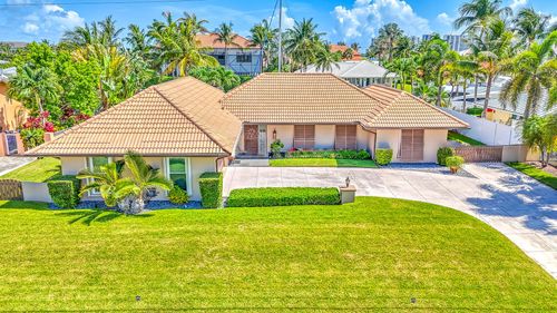 1090 Fairview Ln, Riviera Beach, FL, 33404-2723 | Card Image