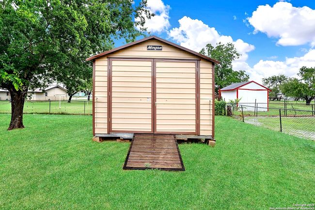709 Voges St, House other with 4 bedrooms, 3 bathrooms and null parking in Poth TX | Image 40