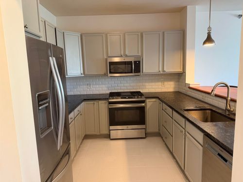 317-410 Farrell Street, South Burlington, VT, 05403 | Card Image