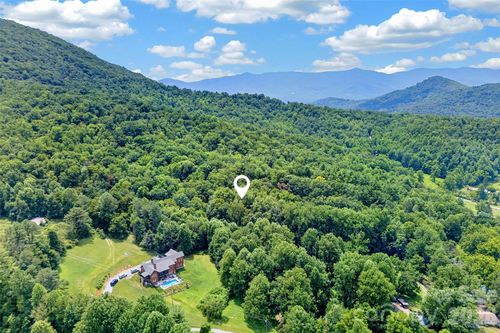 111 Walkertown Road, Black Mountain, NC, 28711 | Card Image