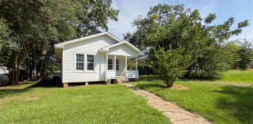 1016 Erion St, Pineville, LA, 71360-6587 | Card Image