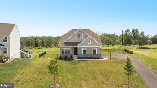 1844 Enclave Dr, QUAKERTOWN, PA, 18951-2018 | Card Image