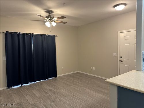 10155-2291 W Horizon Ridge Pkwy, Henderson, NV, 89052-5692 | Card Image