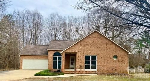 152 Kingfisher Dr, Mooresville, NC, 28117-5810 | Card Image