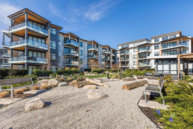 View of surrounding community | Image 35