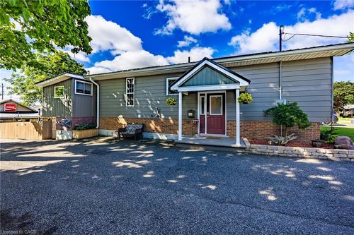 220 King Hiram St, Ingersoll, ON, N5C1L8 | Card Image