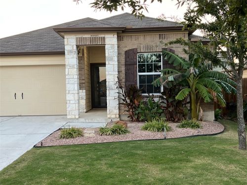 104 Granville Ct, Jarrell, TX, 76537-2212 | Card Image