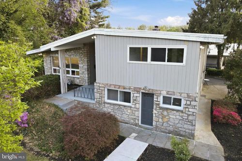 500 W Waverly Rd, GLENSIDE, PA, 19038-3212 | Card Image