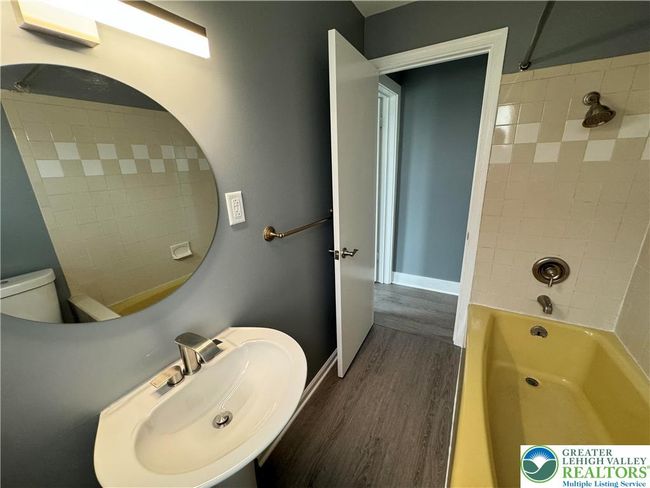 623 N Lafayette St, Townhouse with 3 bedrooms, 1 bathrooms and null parking in Allentown PA | Image 19