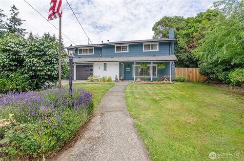 210 Shadow Ln Ne, Olympia, WA, 98506-5232 | Card Image