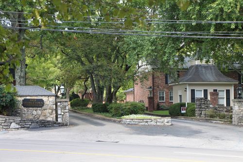 15p-5025 Hillsboro Pike, Nashville, TN, 37215-3767 | Card Image