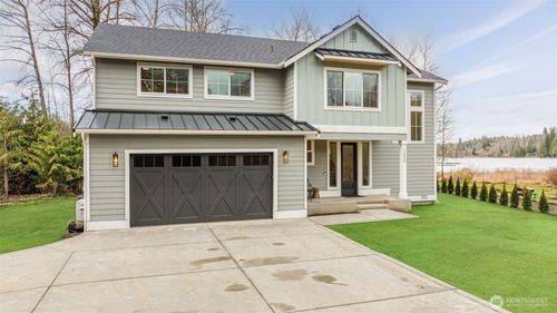 16830 62nd St Se, Snohomish, WA, 98290-7422 | Card Image