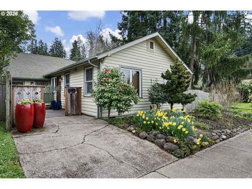 1350 E 25th Ave, Eugene, OR, 97403 | Card Image