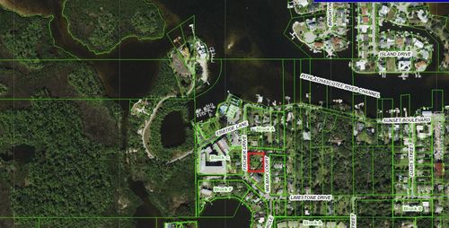 7814 Fischer Dr, Port Richey, FL, 34668-6432 | Card Image