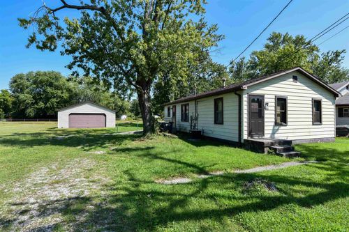 3915 Evergreen Ave, Evansville, IN, 47711-2881 | Card Image
