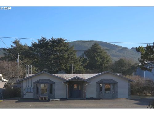 316 Highway 101 N, Rockaway Beach, OR, 97136-9819 | Card Image