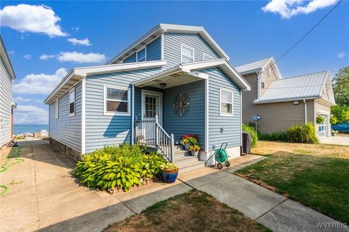 241 S Shore Dr, Buffalo, NY, 14219-2314 | Card Image