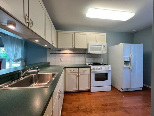 1130 Leisure Dr, Flint, MI, 48507-4014 | Card Image