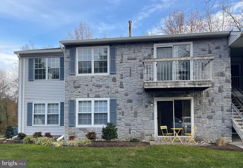 15 Coral Tree Ct, LAWRENCEVILLE, NJ, 08648-4816 | Card Image