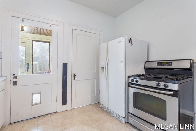 186 W 12 Th St, House other with 6 bedrooms, 3 bathrooms and null parking in Holland MI | Image 50