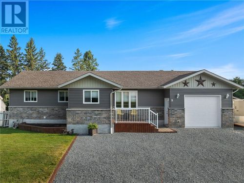 9 Hawthorne St, Markstay, ON, P0M2G0 | Card Image