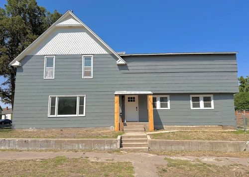 219 W 6th St, La Junta, CO, 81050-2321 | Card Image