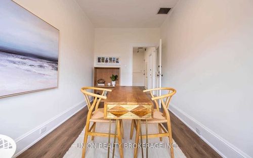 4-2234 Queen Street E, Toronto, ON, M4E1G2 | Card Image