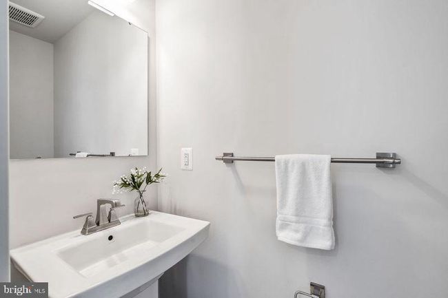 19807 Community Ter, Townhouse with 3 bedrooms, 3 bathrooms and null parking in MONTGOMERY VILLAGE MD | Image 17