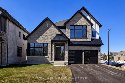 132 William St, Stouffville, ON, L4A1B3 | Card Image