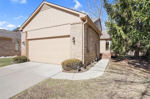 unit-177-21700 River Ridge Trl, Farmington Hills, MI, 48335-4634 | Card Image