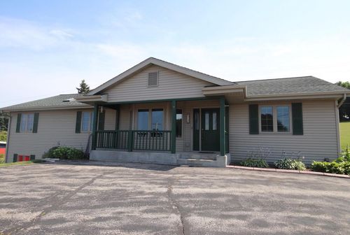 313 Church Street, MOUNT CALVARY, WI, 53057 | Card Image