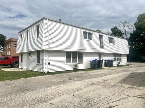 122 Washington Avenue, NEENAH, WI, 54956 | Card Image