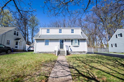 18 Farmingdale Ave, Bloomfield, NJ, 07003-5410 | Card Image