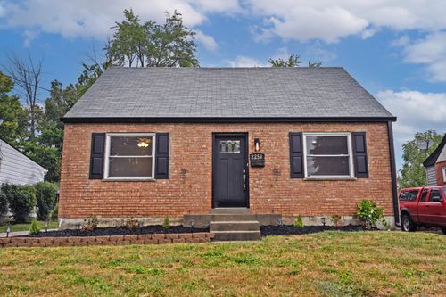 2259 Pompano Ave, Reading, OH, 45215-3908 | Card Image