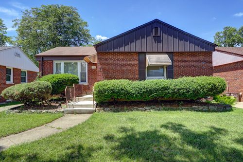 1552 Manchester Ave, Westchester, IL, 60154-3726 | Card Image