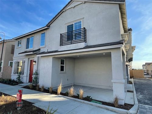15167 Horizon, Fontana, CA, 92336 | Card Image