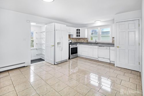 46 Amboy Rd, Matawan, NJ, 07747-6814 | Card Image