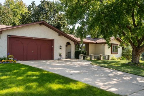 1025 Chapin Ln, Stoughton, WI, 53589-1282 | Card Image